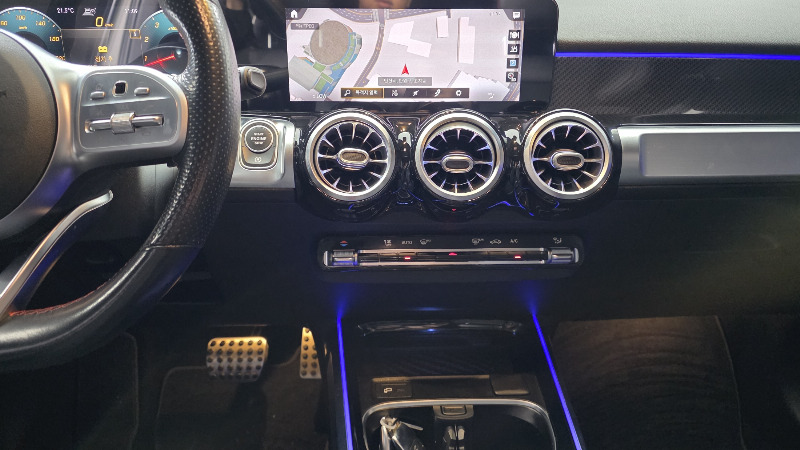 car Mercedes Benz GLB id42921 photo #14