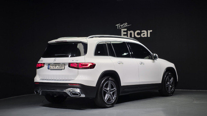 car Mercedes Benz GLB id42921 photo #2