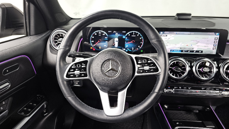 car Mercedes Benz GLB id42942 photo #13
