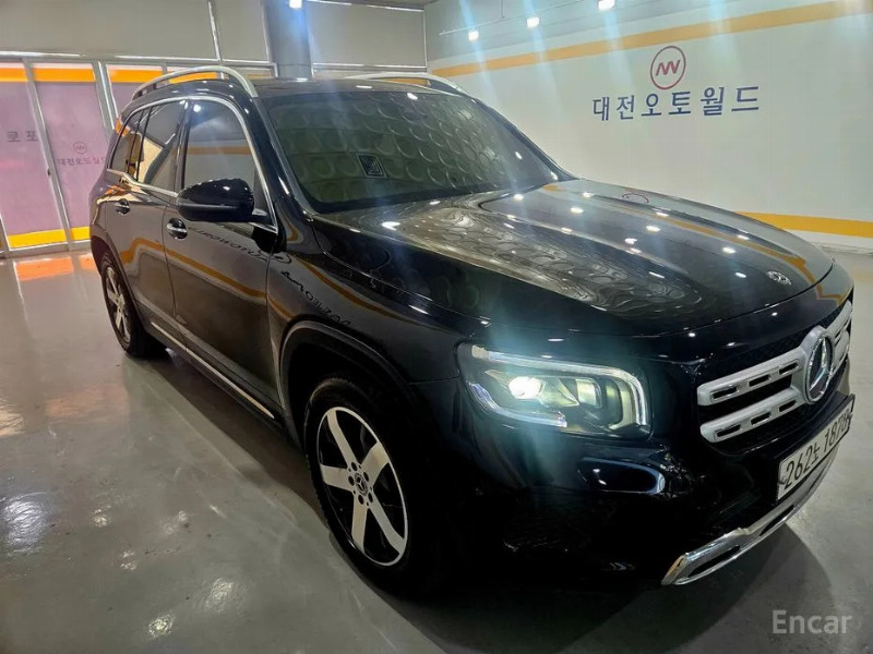 car Mercedes Benz GLB id42959 photo #3
