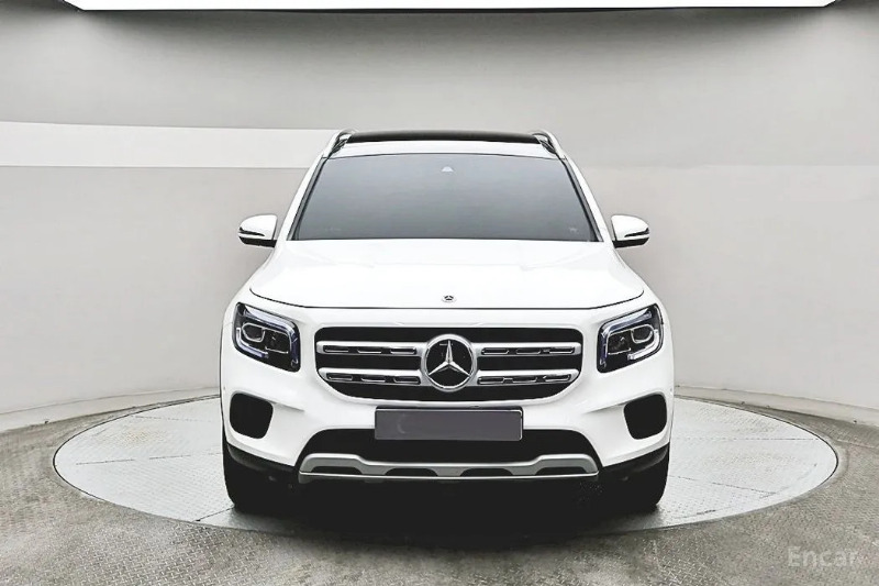 car Mercedes Benz GLB id42976 main photo