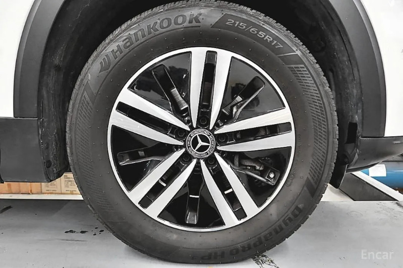 car Mercedes Benz GLB id42976 photo #7