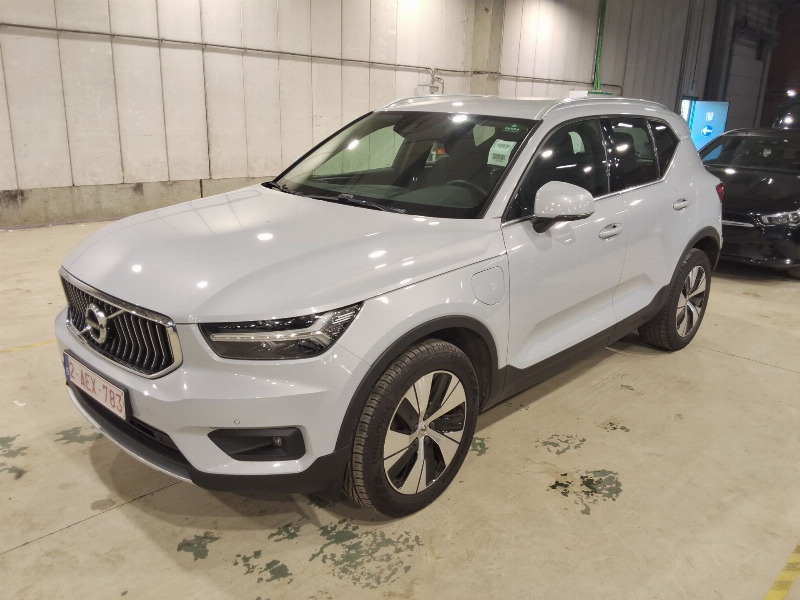 car Volvo XC40 id43132 photo #2