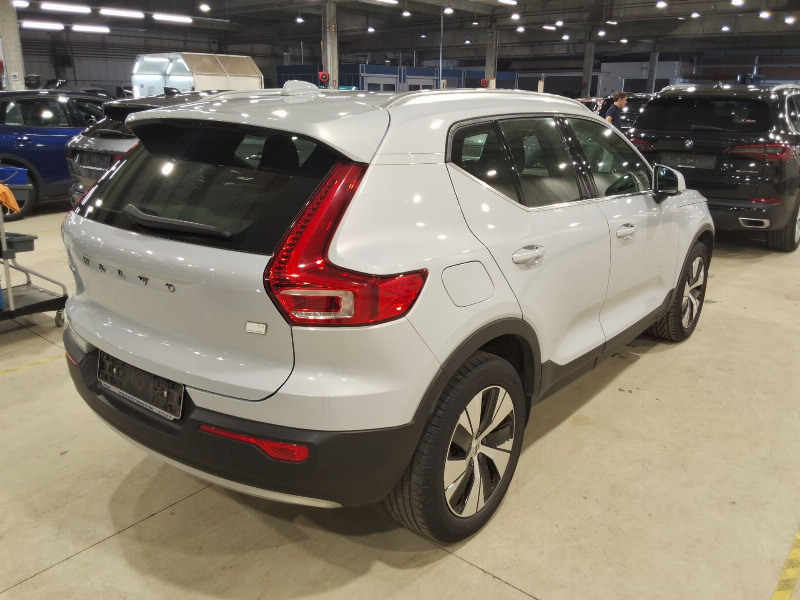car Volvo XC40 id43132 photo #3