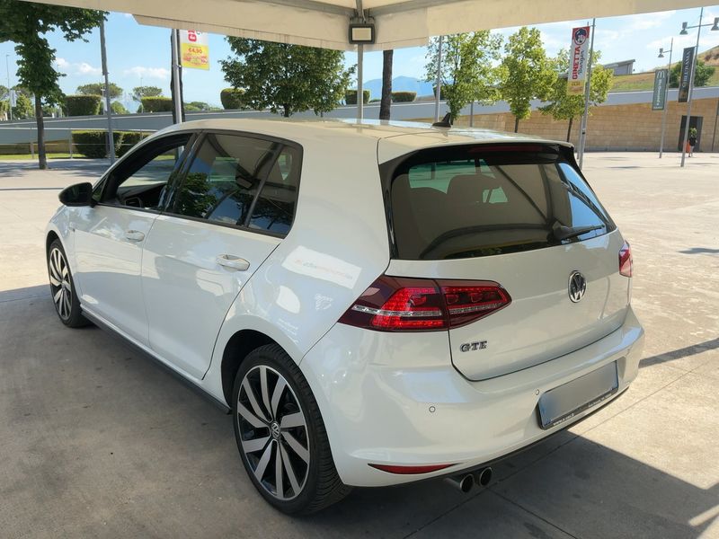 car Volkswagen Golf id43191 photo #2