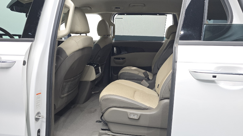 car KIA Carnival id43248 photo #11