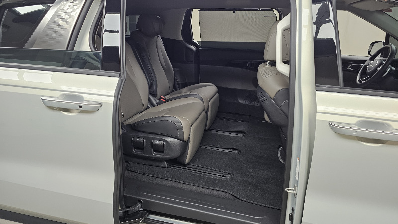 car KIA Carnival id43256 photo #11