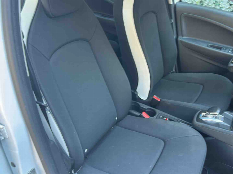 car Renault ZOE id43274 photo #6