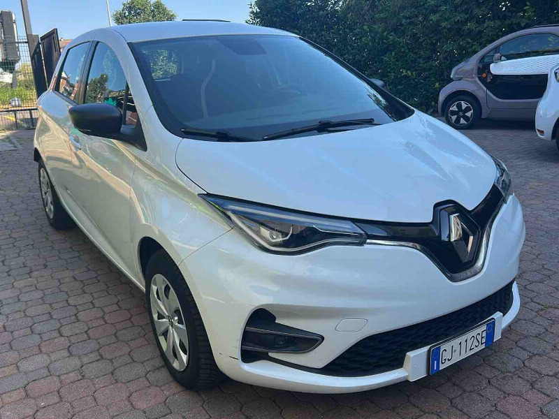 car Renault ZOE id43275 main photo