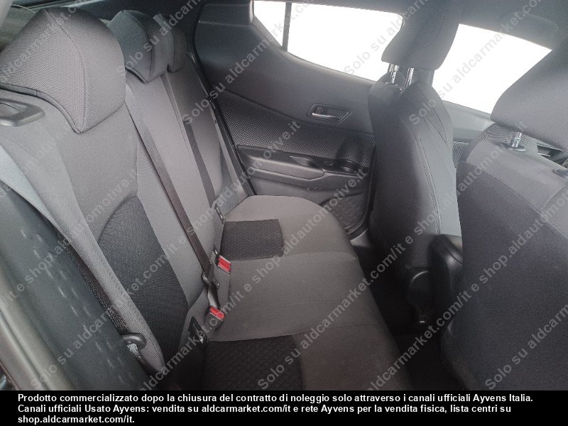 car Toyota C-HR id43380 photo #6