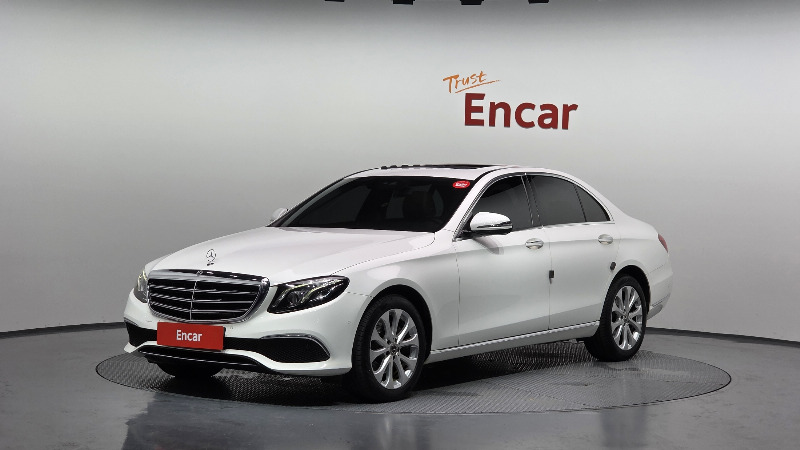 car Mercedes Benz E Class id43384 main photo