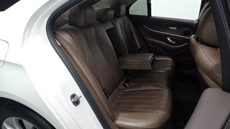 car Mercedes Benz E Class id43384 photo #12