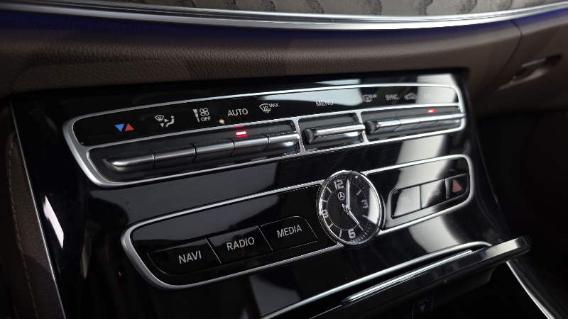 car Mercedes Benz E Class id43384 photo #16