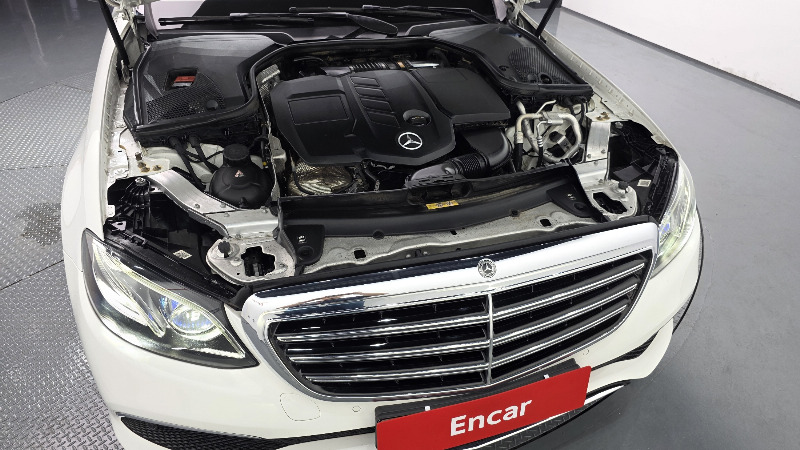car Mercedes Benz E Class id43384 photo #6
