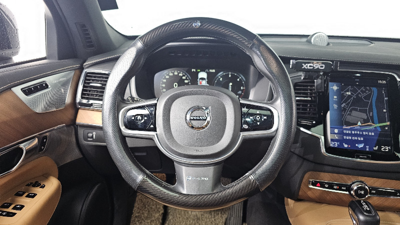 car Volvo XC90 id43403 photo #13