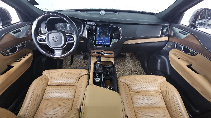 car Volvo XC90 id43403 photo #7