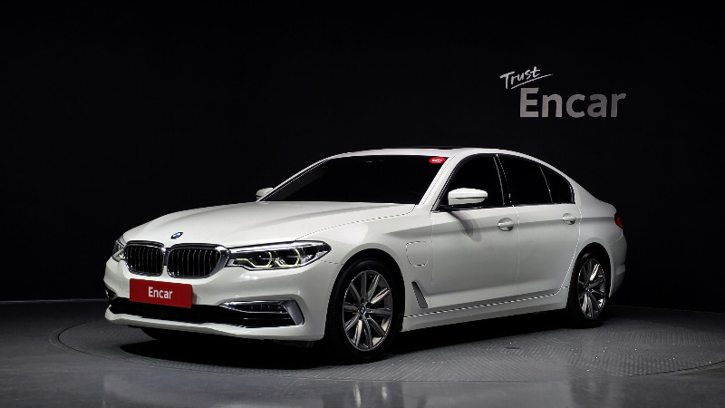 car BMW 5 Series id43425 main photo