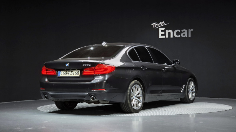 car BMW 5 Series id43426 photo #2