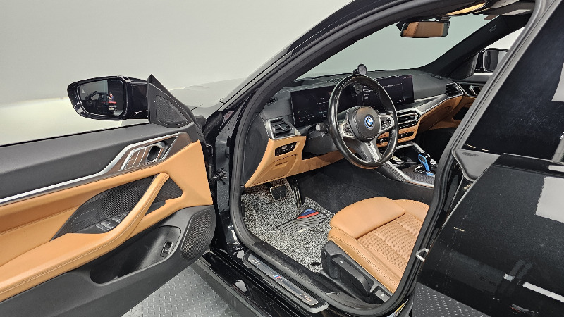 car BMW i4 id43441 photo #10