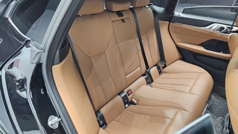 car BMW i4 id43441 photo #12