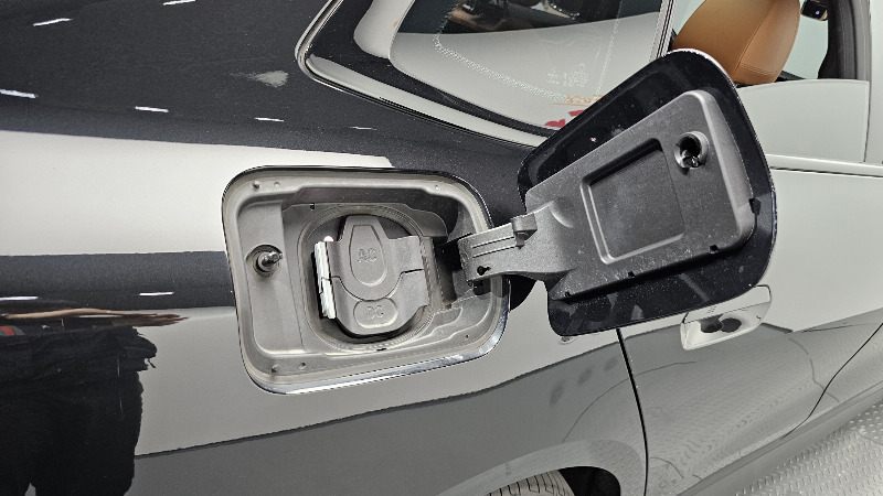 car BMW i4 id43441 photo #19
