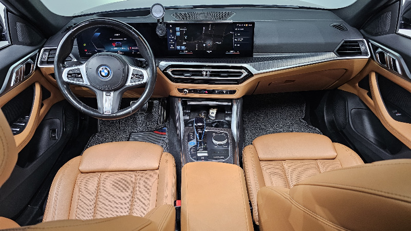 car BMW i4 id43441 photo #7