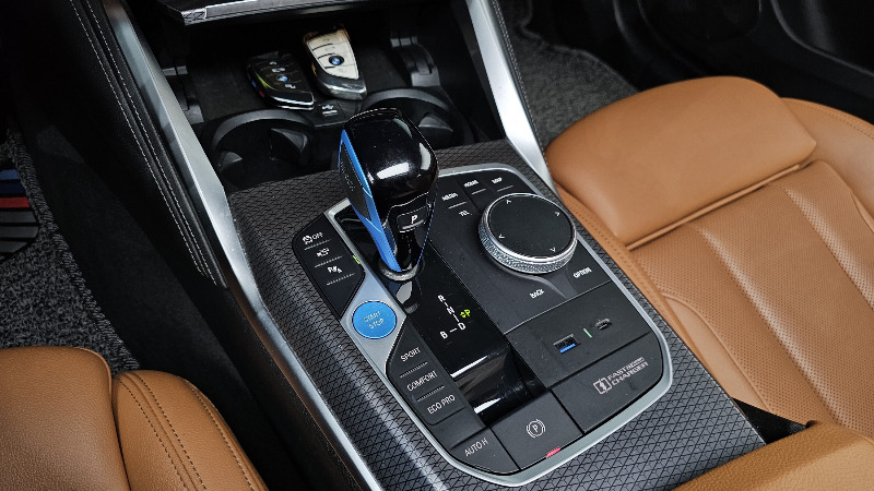 car BMW i4 id43441 photo #9