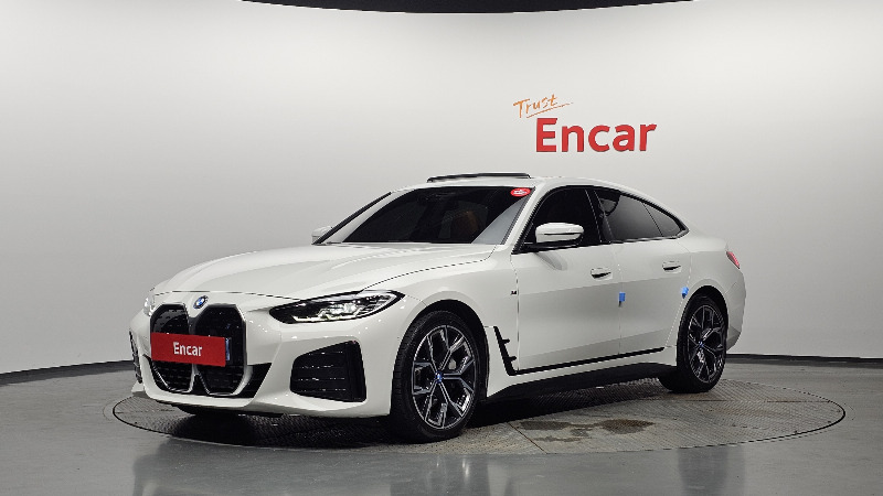 car BMW i4 id43442 main photo