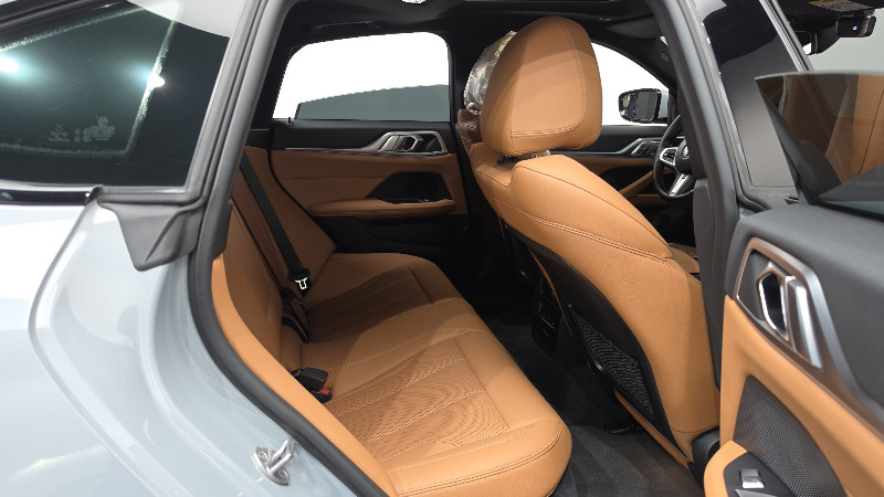 car BMW i4 id43444 photo #11