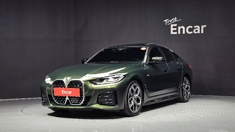 car BMW i4 id43445 main photo
