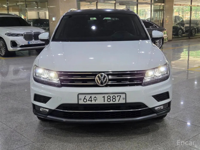 car Volkswagen Tiguan id43471 photo #2