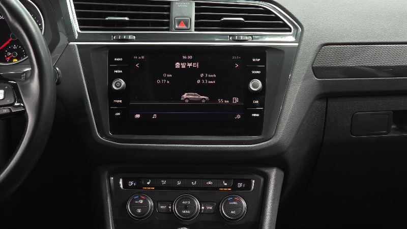 car Volkswagen Tiguan id43473 photo #14