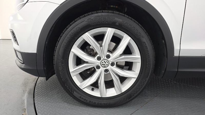 car Volkswagen Tiguan id43473 photo #5