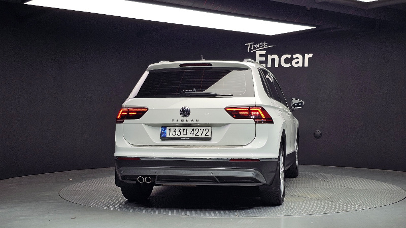 car Volkswagen Tiguan id43474 photo #4
