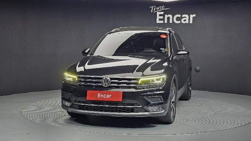 car Volkswagen Tiguan id43475 photo #3