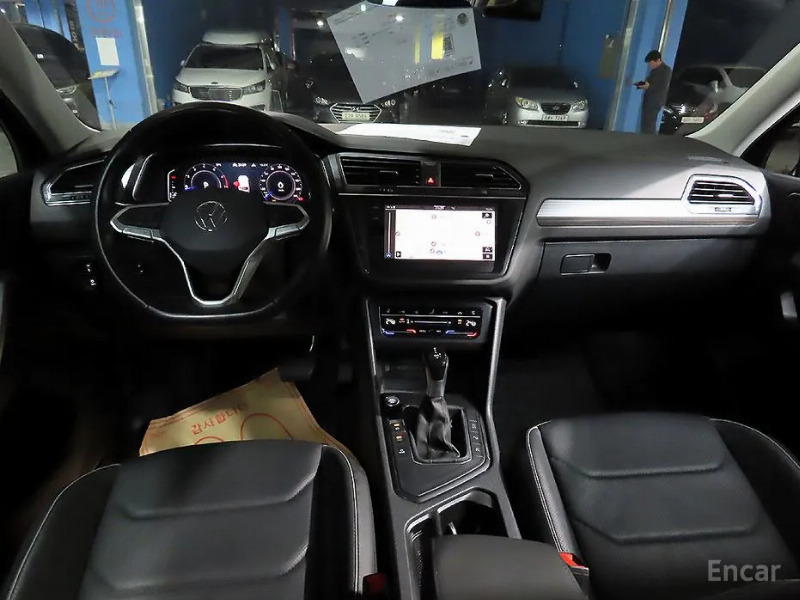 car Volkswagen Tiguan id43481 photo #5