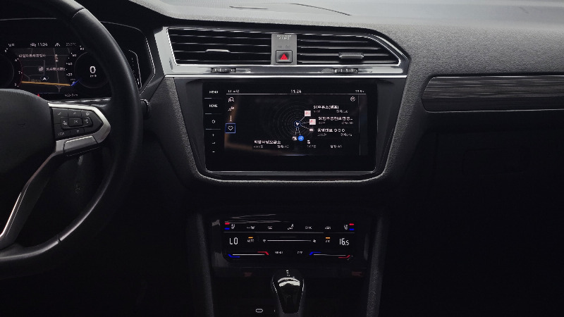 car Volkswagen Tiguan id43484 photo #14