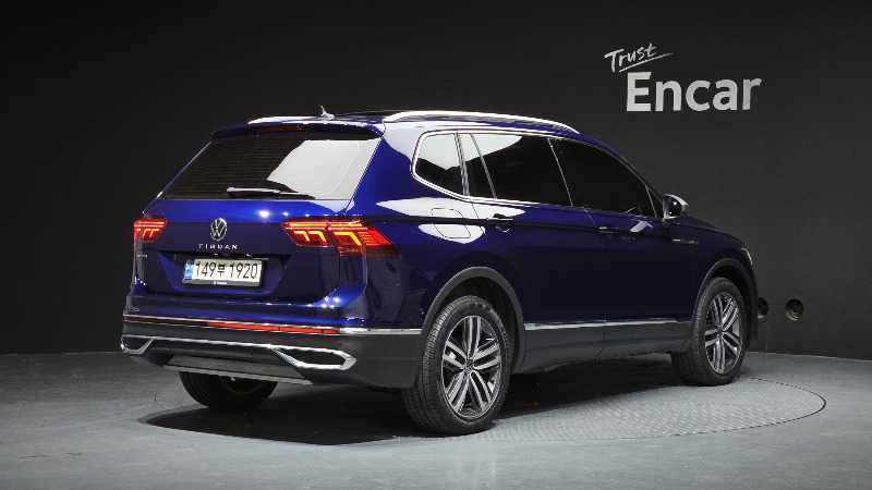 car Volkswagen Tiguan id43484 photo #2