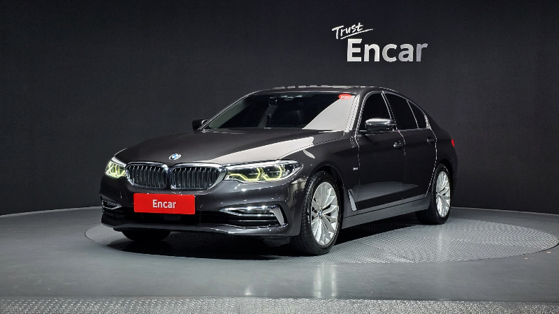 car BMW 5 Series id43528 main photo