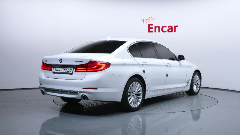 car BMW 5 Series id43540 photo #2