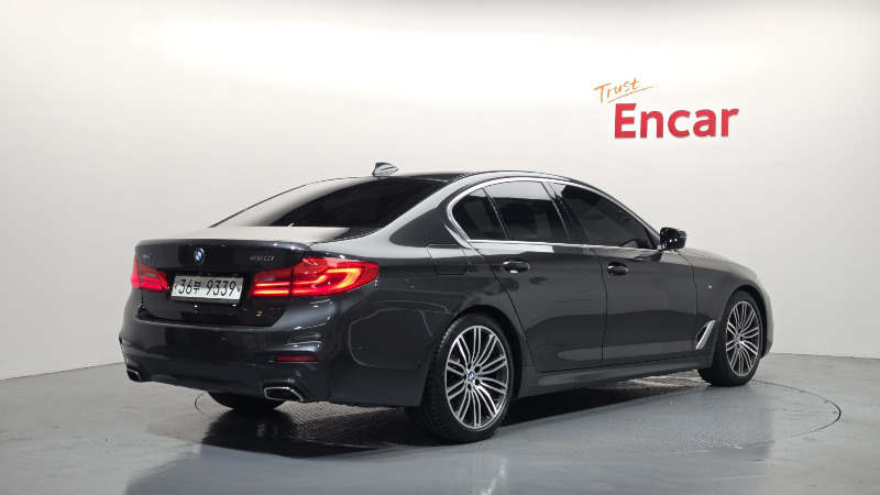 car BMW 5 Series id43541 photo #2
