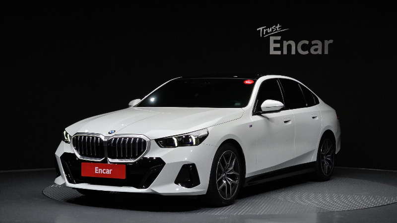 car BMW 5 Series id43576 main photo