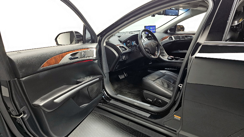 car Lincoln MKZ id43586 photo #10