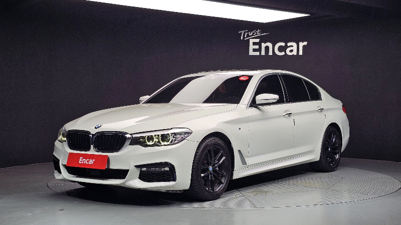 car BMW 5 Series id43596 main photo