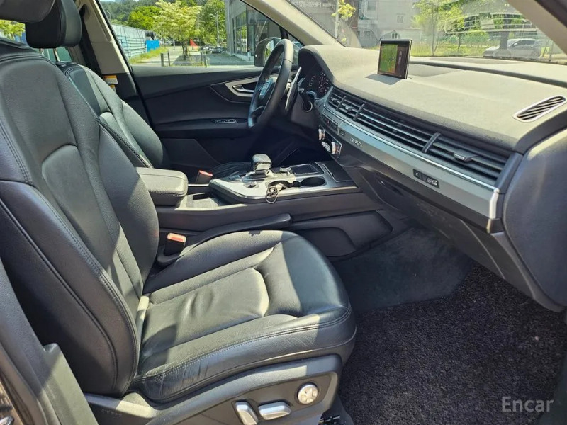 car Audi Q7 id43747 photo #13