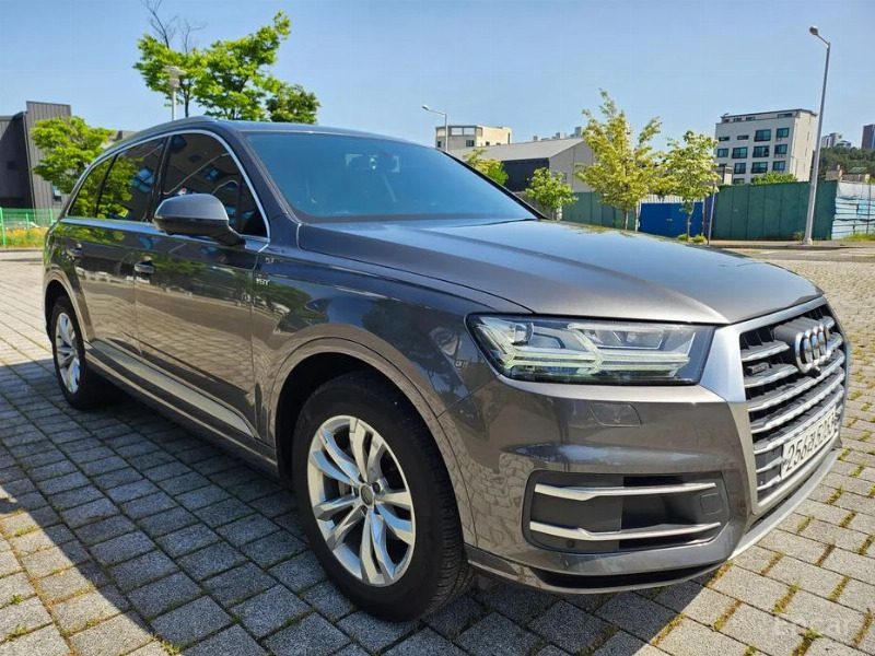 car Audi Q7 id43747 photo #2