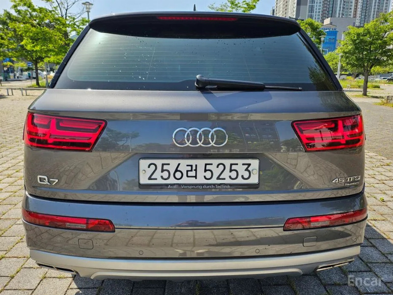 car Audi Q7 id43747 photo #7