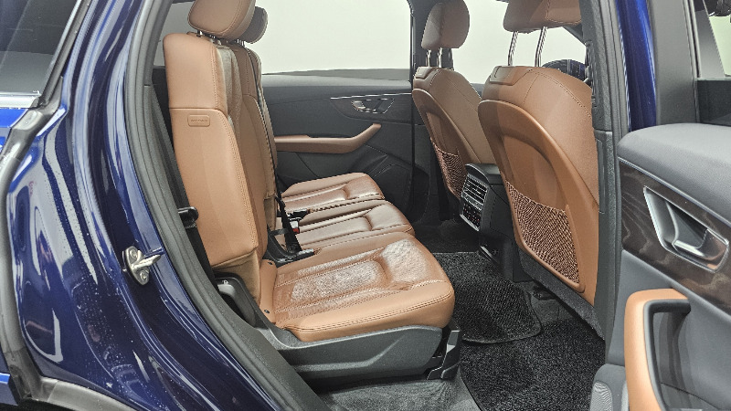 car Audi Q7 id43754 photo #11