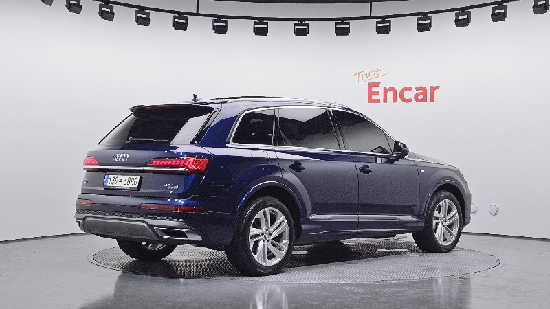 car Audi Q7 id43754 photo #2