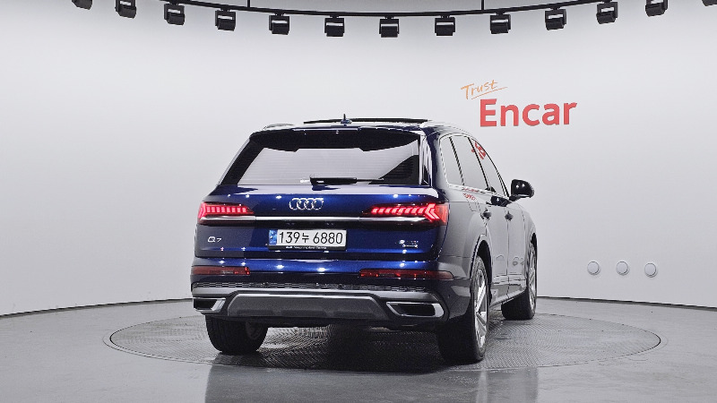 car Audi Q7 id43754 photo #4